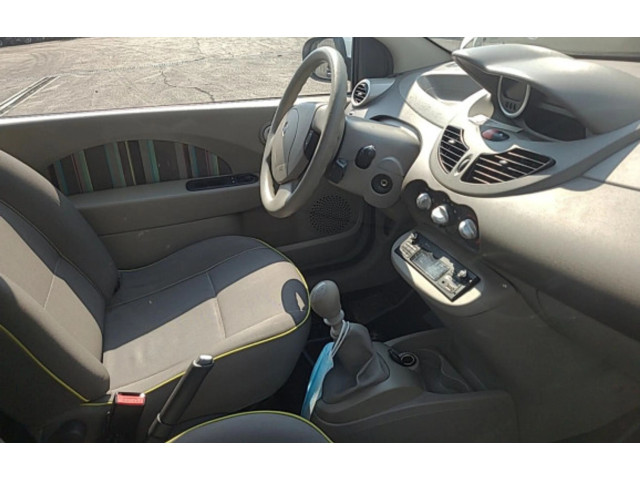 Генератор 8200519296 Renault Twingo II