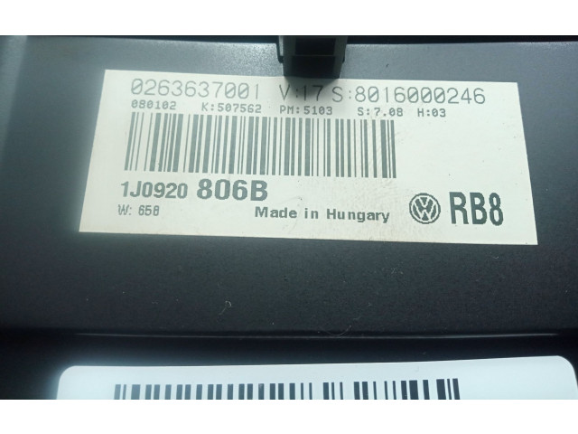 Přístrojová deska Volkswagen Bora 2002 1J0920806B