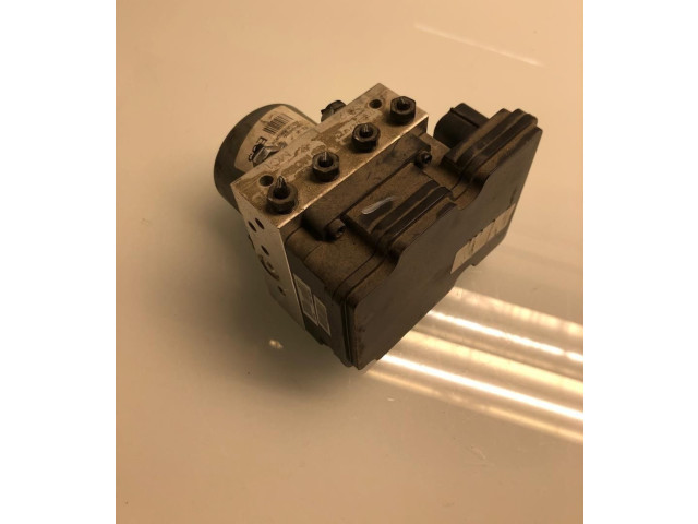 Блок АБС 58920A2330, 61589-45200 KIA Ceed 2012 - 2018 года