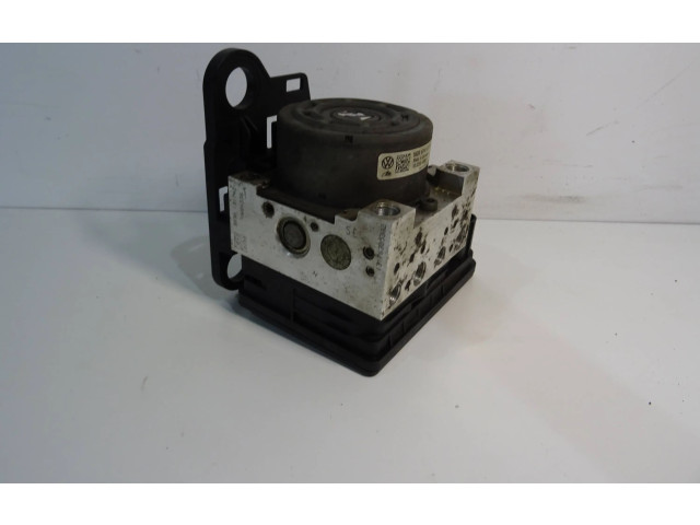 Блок АБС 5Q0907379R, 5Q0614517Q Skoda Octavia Mk3 (5E) 2013 - 2019 года