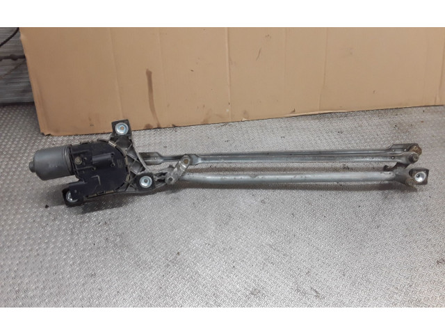 Генератор 30699342 Volvo V50