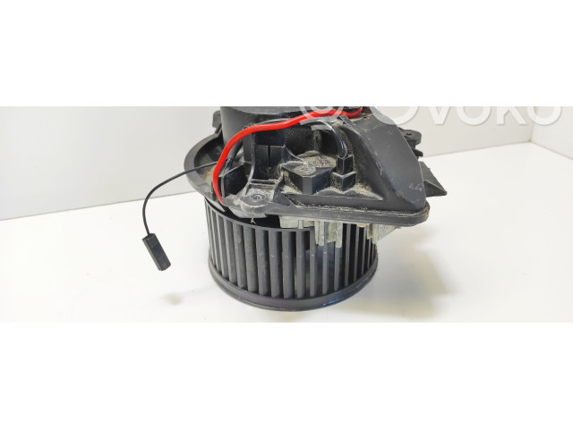 Вентилятор печки Peugeot 406