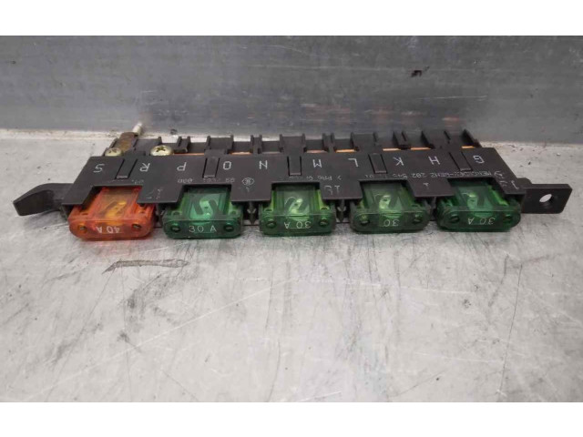 Pojistková skříňka Řídící jednotka BSM 2025451601 Meredes-Benz C W202 1998