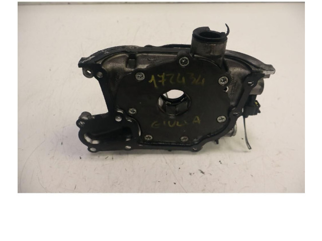 Масляный насос 55268818 55258238 Alfa Romeo Giulia