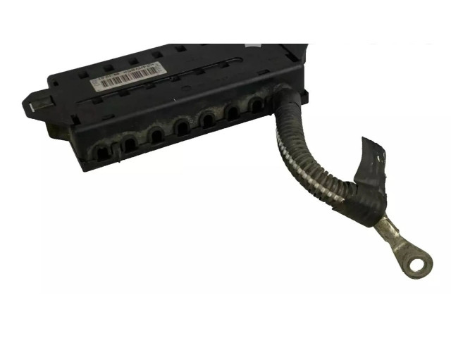 Блок предохранителей 9162323, 9441776 Volvo V70