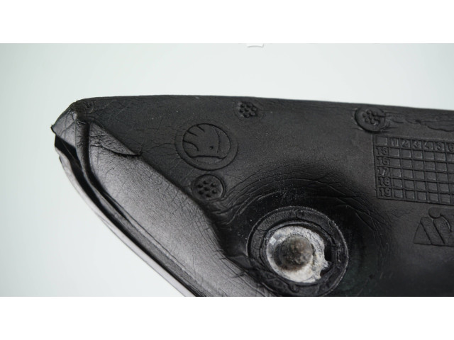 Зеркало электрическое Skoda Octavia Mk3 (5E) 2013 - 2019 года