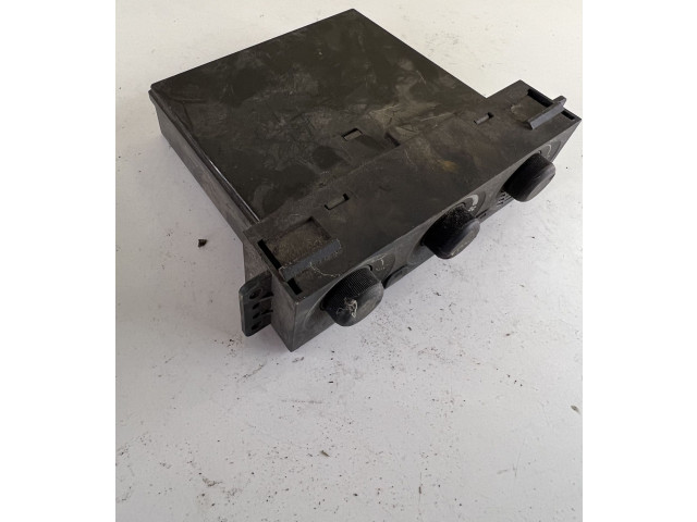 Блок управления климат-контролем MR500648, 1464308790 Mitsubishi Pajero