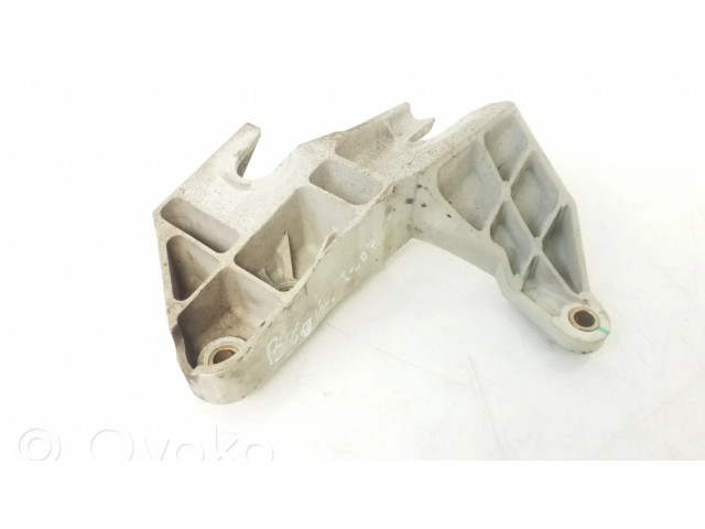 Другая деталь салона