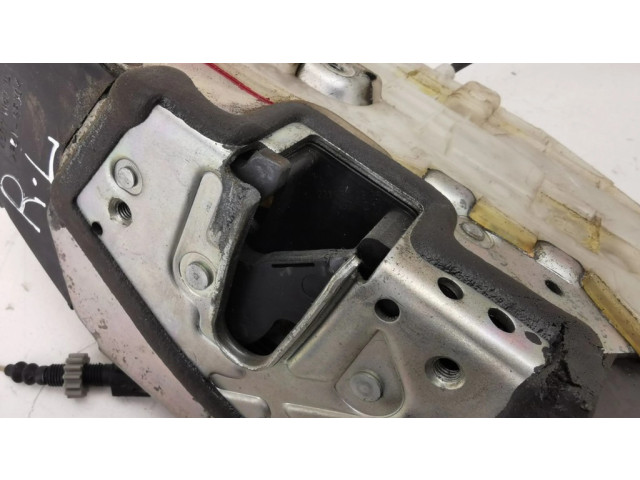 Задний замок