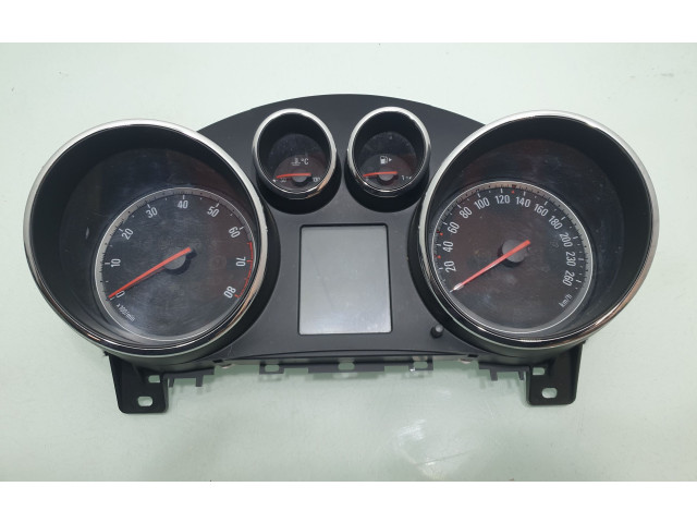 Přístrojová deska Opel Zafira C 2013 13433775