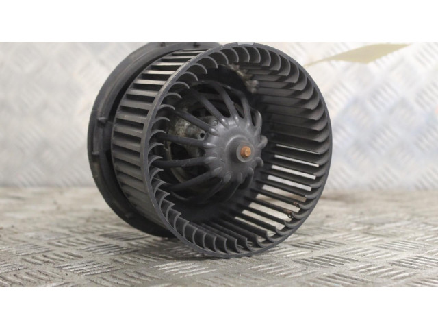 Вентилятор печки Dacia Duster