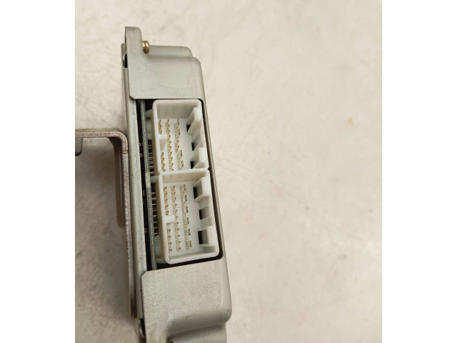 Блок управления коробки передач 33084EA302, A58000X67   Nissan Pathfinder R51