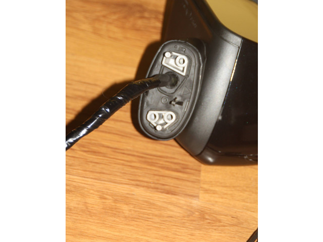 Зеркало электрическое Volvo XC40 - года