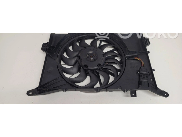 Диффузор 30749760, 0130706861 Volvo XC70 2005 - 2007 года