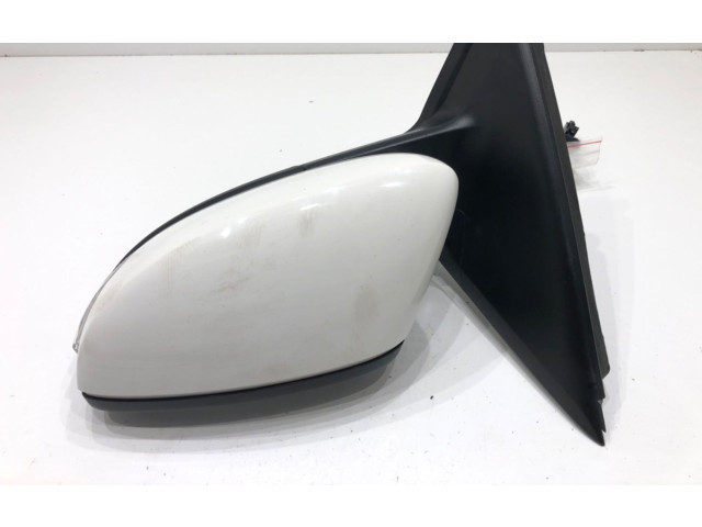 Зеркало электрическое Skoda Fabia Mk3 (NJ) 2015 - 2021 года