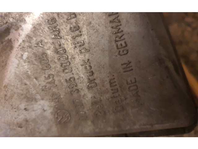 Интеркулер  1H0145805A, 07273950000   Volkswagen Golf III 