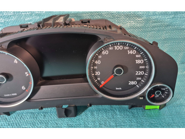 Přístrojová deska Volkswagen Touareg II 2010 7P6920880A, 0263677001