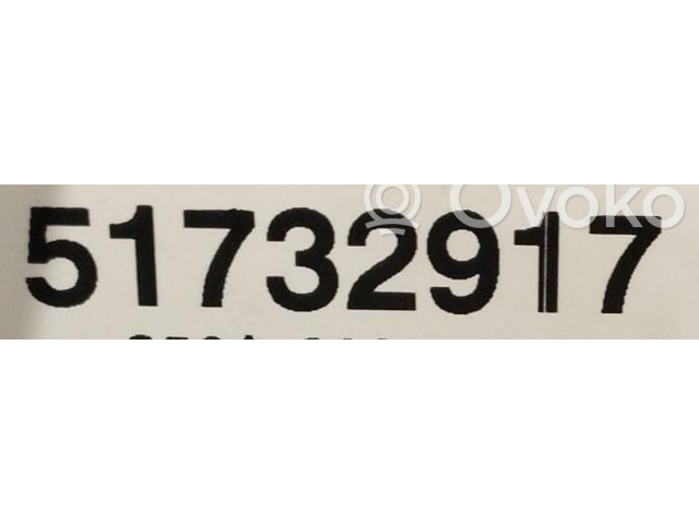 Блок предохранителей 51732917, 51732917 Fiat Idea