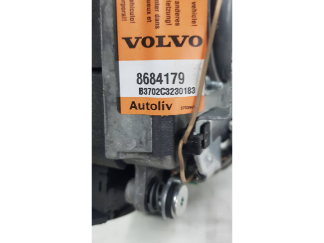 Подушка безопасности водителя 8684179, B3702C3230183   Volvo V70