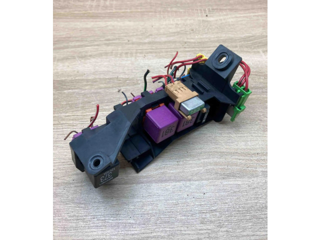   Pojistková skříňka 4E0937503B, 431951253G   Audi A8 S8 D3 4E 2002