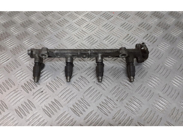 Vstřikovací lišta Mitsubishi Space Star