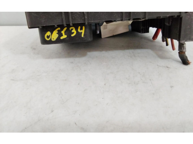   Pojistková skříňka 017181281   Volkswagen Caddy 