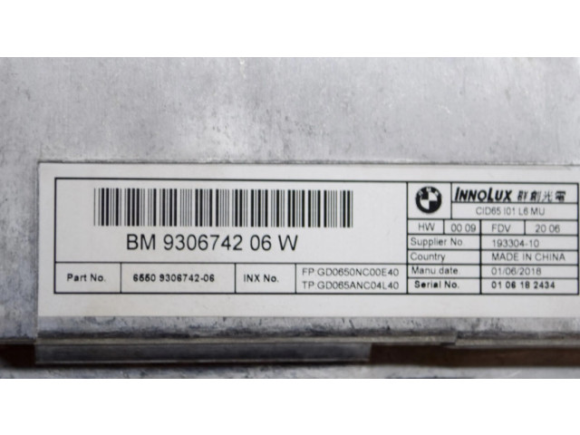 Дисплей 9306742 BMW i3