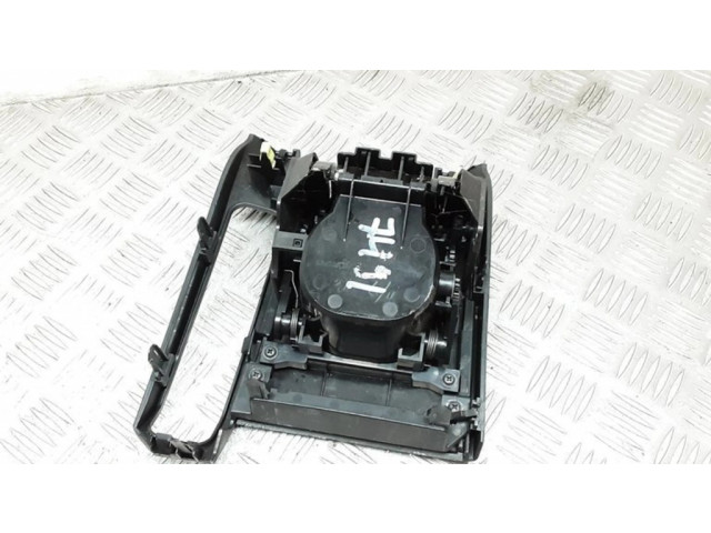 Ящик для вещей центральная консоль