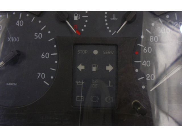 Панель приборов P8200071116, P8200071116 Renault Clio II