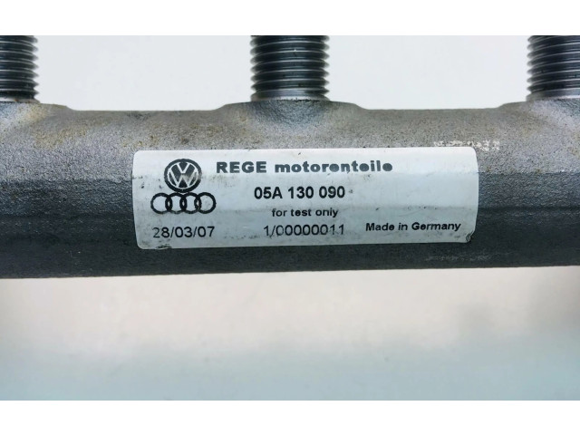 Vstřikovací lišta 05A130089, 05A130090   Audi Q7 4L     