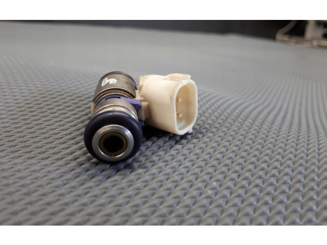 Форсунка Volkswagen Golf Plus