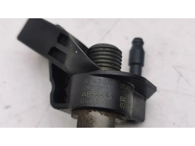 Форсунка A6420700587, 0445115027 Jeep Grand Cherokee (WK) для дизельного двигателя 642.980 3