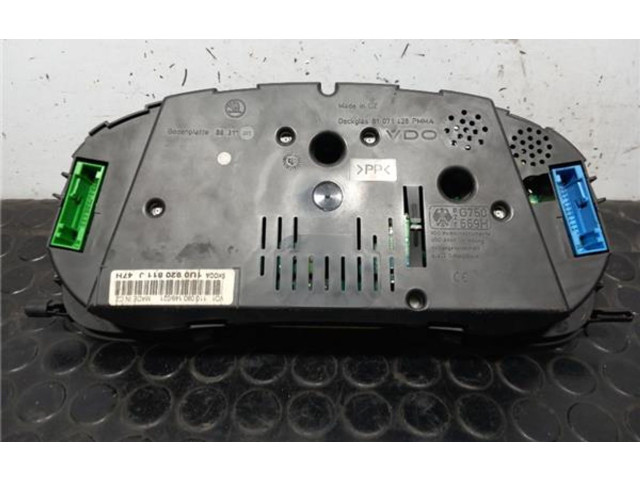 Панель приборов 1U0920811J   Skoda Octavia Mk2 (1Z)       