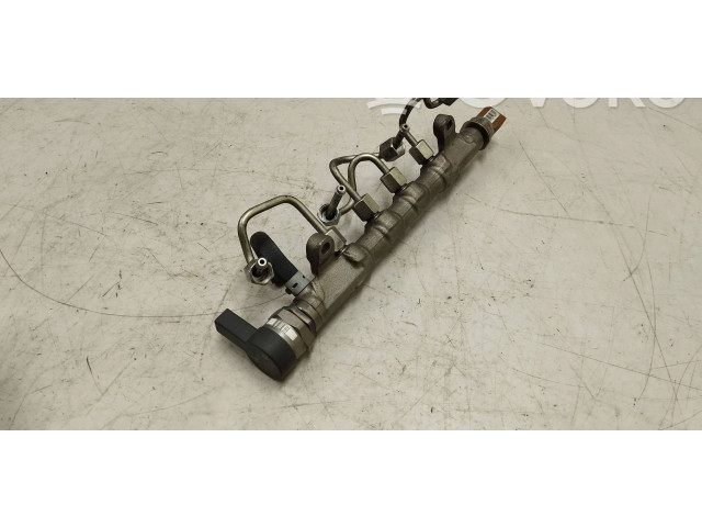 Топливная рампа 03l130089j, 057130764ab Audi Q3 8U