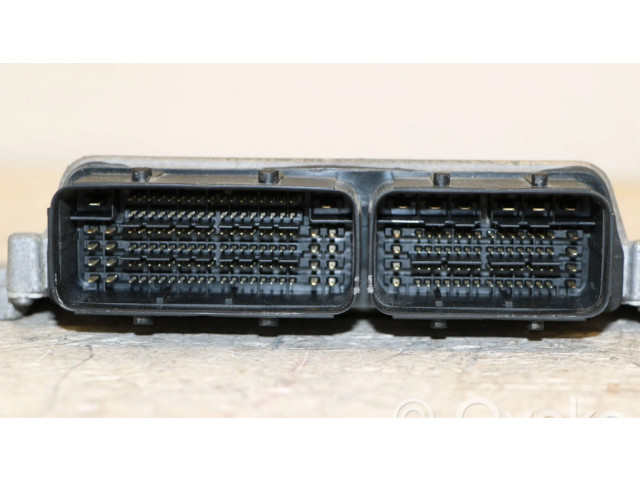 Блок управления двигателя 9809447980, 28542564   Citroen Jumpy