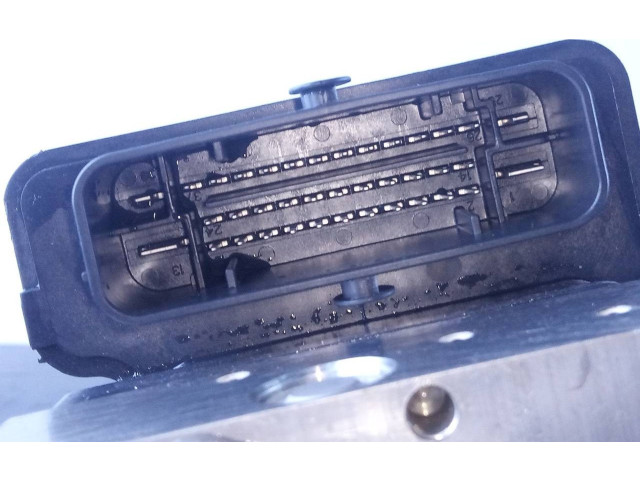 Jednotka ABS A0004310600, 269593 Mercedes-Benz GLA W156 2015