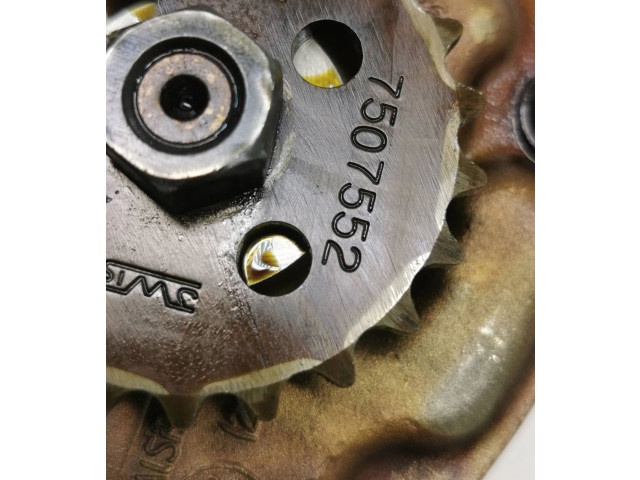 Масляный насос N43B16A 7567028, 082670423 BMW 1 E81 E87