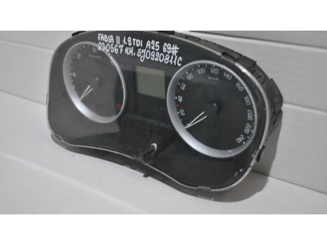 Панель приборов 5J0920811C Skoda Fabia Mk2 (5J)