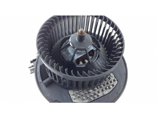 Вентилятор печки 5WB819021A, 5Q0907521C Volkswagen Touran III