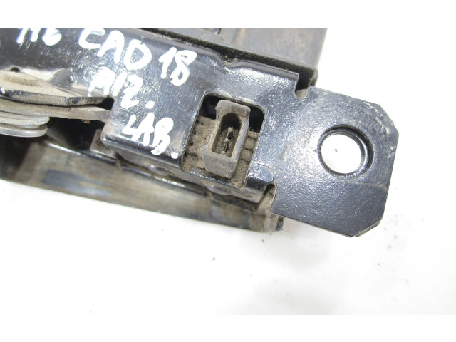 Zámek zadních dveří 2K5827506 Volkswagen Caddy 2018