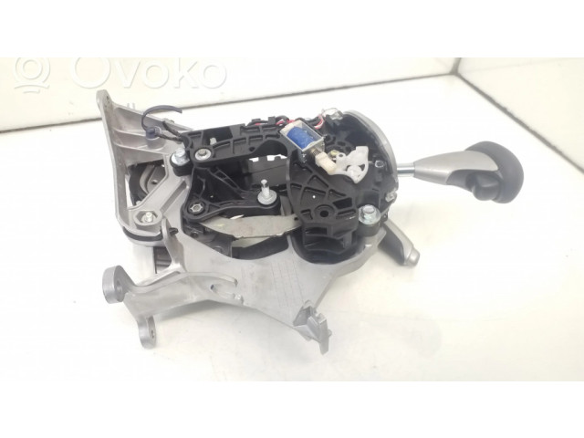 Механизм переключения передач (кулиса) (в салоне)