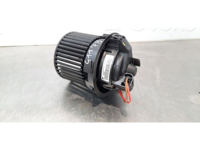 Вентилятор печки    272107379R   Dacia Logan II