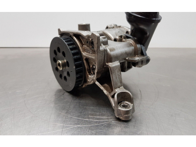 Масляный насос  DET 04L145208AA, 04L115263B  Audi A4 Allroad 