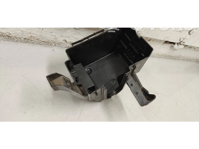 Блок предохранителей  A1665400224   Mercedes-Benz GL X166    