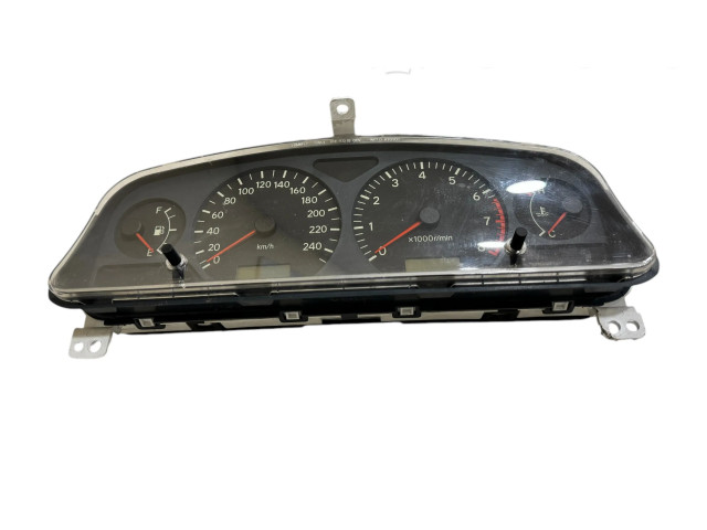 Přístrojová deska Toyota Avensis T220 2000 8380005230, 00395694001