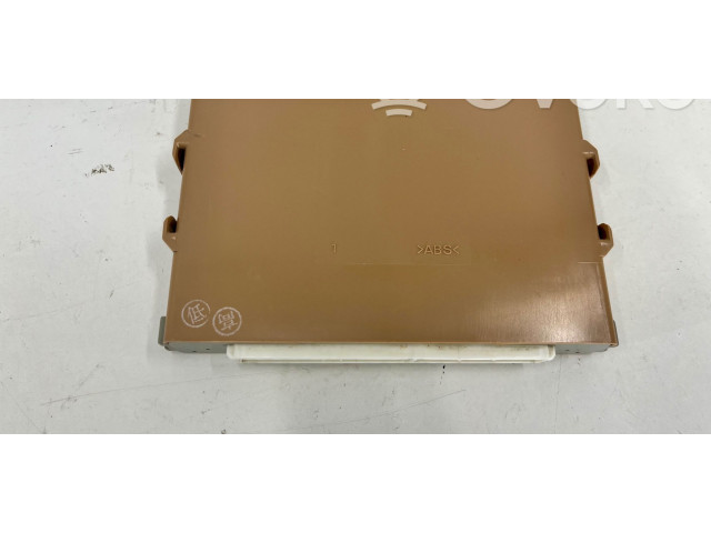 Блок управления 8999030110, 2325002252   Lexus GS 300 350 430 450H