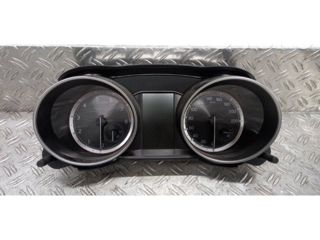 Přístrojová deska Suzuki Swift III 2023