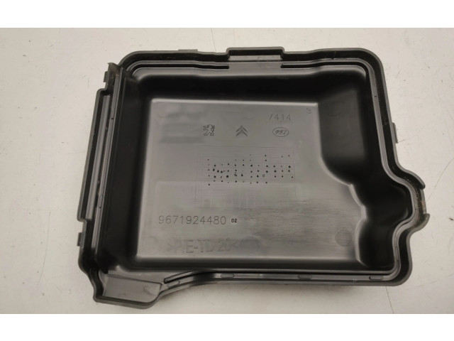 Блок предохранителей 9671924480   Peugeot 2008 I    