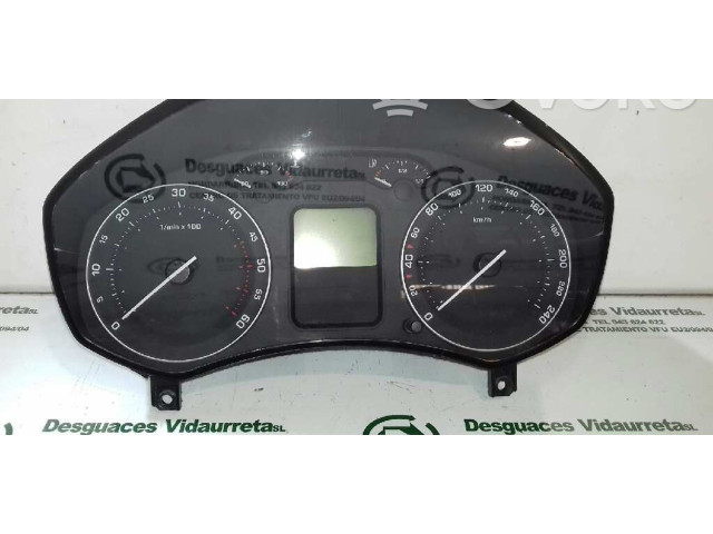 Панель приборов 1Z0920812D, A2C53142836 Skoda Octavia Mk2 (1Z)