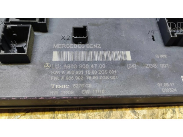 Комплект блоков управления A9069004700, A9069027500   Mercedes-Benz Sprinter W906